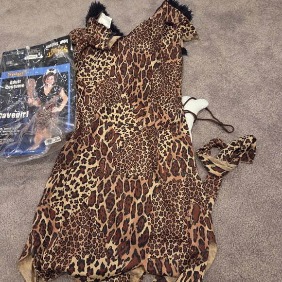 Cavewoman costume - Picture 4 of 4